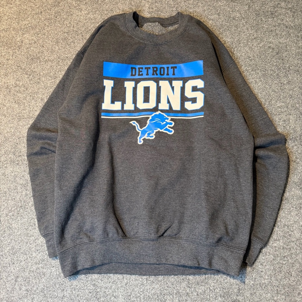 Detroit Lions Crewneck Sweatshirt Gray Graphic NFL Mens Medium